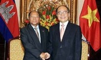 ประธานรัฐสภากัมพูชาเสร็จสิ้นการเยือนสันถวไมตรีเวียดนามอย่างเป็นทางการ
