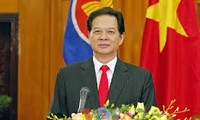 ท่านNguyễn Tấn Dũng นายกรัฐมนตรีเวียดนามทบทวนนิมิตรหมายสำคัญของอาเซียนภายหลัง๔๕ปีที่ก่อตั้ง