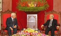 ผู้นำพรรคและรัฐเวียดนามให้การต้อนรับประธานาธิบดีปานามา