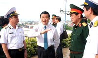 ประธานประเทศเวียดนามTrương Tấn SangเยือนบริษัทTân Cảng Sài Gòn
