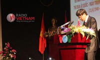 สหภาพแรงงานและสถานีวิทยุเวียดนามปฏิบัติคำเรียกร้องแข่งขันรักชาติของประธานโฮจิมินห์