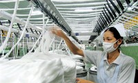 มูลค่าการส่งออกสินค้าสิ่งทอและเสื้อผ้าสำเร็จรูปของเวียดนามจะอยู่ที่๒หมื่น๔พัน๕ร้อยล้านเหรียญสหรัฐ