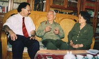 Генерал Во Нгуен Зяп в душе международных друзей