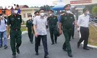 Вице-премьер Ву Дык Дам проверил профилактическую работу в провинции Биньзыонг 