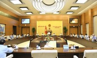 Третье заседание Постоянного комитета Нацсобрания: подготовка документов для предстоящей второй сессии парламента