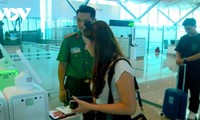 Установлена автоматическая система паспортного контроля в международном аэропорту Камрань