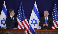 Госсекретарь США возвращается на Ближний Восток, чтобы найти способ положить конец конфликту между Хамасом и Израилем.