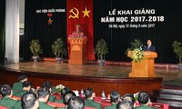 Thủ tướng Nguyễn Xuân Phúc dự Lễ khai giảng năm học mới của Học viện Quốc phòng