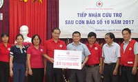 Hội chữ Thập đỏ Việt Nam gây quỹ được hơn 20 tỷ đồng ủng hộ 6 tỉnh miền Trung bị bão lũ