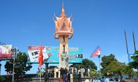 Khánh thành Đài hữu nghị Việt Nam-Campuchia tại tỉnh Koh Kong