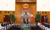 Thủ tướng Nguyễn Xuân Phúc tiếp Bộ trưởng Ngoại giao Lào 