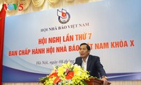 Hội nghị lần thứ 7 Ban chấp hành Hội nhà báo Việt Nam (khóa 10)