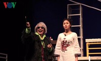 Nhà hát Tuổi Trẻ ra mắt vở kịch “Hoa cúc xanh trên đầm lầy”
