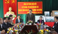 Phó Chủ tịch Quốc hội Phùng Quốc Hiển thăm và tặng quà Tết tại tỉnh Lai Châu 