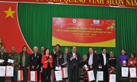 Thủ tướng Nguyễn Xuân Phúc thăm hỏi, tặng quà Tết cho đồng bào dân tộc thiểu số tỉnh Đắk Nông  