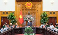 Thủ tướng Nguyễn Xuân Phúc gặp mặt Ban chỉ đạo công trình sách “Ký ức người lính“