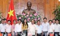 Thủ tướng Nguyễn Xuân Phúc làm việc với lãnh đạo chủ chốt tỉnh Quảng Ngãi