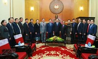 Việt Nam và Lào tăng cường hợp tác về công tác Mặt trận