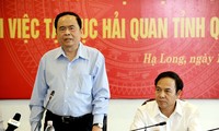 Chủ tịch Ủy ban Trung ương Mặt trận Tổ quốc Việt Nam Trần Thanh Mẫn làm việc với Cục Thuế Quảng Ninh