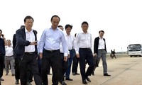 Phó Thủ tướng Trịnh Đình Dũng: Cần nghiên cứu sớm nâng cấp, mở rộng sân bay Nội Bài