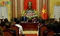 Quyền Chủ tịch nước Đặng Thị Ngọc Thịnh tiếp đoàn doanh nghiệp nhỏ và vừa Việt Nam 