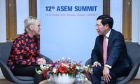  Phó Thủ tướng, Bộ trưởng Ngoại giao Phạm Bình Minh tiếp xúc song phương nhân dịp Hội nghị Cấp cao Á-Âu (ASEM 12)
