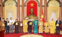 Phó Chủ tịch nước Đặng Thị Ngọc Thịnh gặp mặt Đoàn đại biểu chức sắc tôn giáo Hà Nam