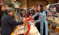 Việt Nam tham gia Hội chợ từ thiện tại Nhật Bản