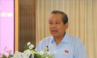 Phó Thủ tướng Thường trực Chính phủ Trương Hòa Bình tiếp xúc cử tri tại Long An