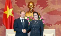 Chủ tịch Quốc hội Nguyễn Thị Kim Ngân tiếp Đại sứ Bruno Angetlet