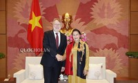 Chủ tịch Quốc hội Nguyễn Thị Kim Ngân tiếp Đoàn Ủy ban Thương mại Quốc tế, Nghị viện châu Âu