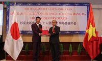 Trao Huân chương Lao động cho nguyên Đại sứ đặc biệt Nhật - Việt Sugi Ryotaro