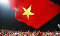 Vòng loại World Cup 2022: Phóng viên Hàn Quốc ấn tượng về sự cổ vũ của người hâm mộ bóng đá Việt Nam