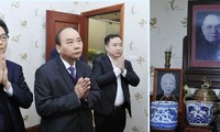 Thủ tướng Nguyễn Xuân Phúc dâng hương lãnh đạo tiền bối của Đảng, Nhà nước 