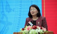 Phó Chủ tịch nước Đặng Thị Ngọc Thịnh dự hội nghị phát động phong trào thi đua tỉnh Nam Định