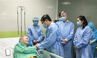 Dịch COVID-19: Bệnh nhân 91 đang trên đà hồi phục tốt, luôn nói lời cảm ơn bác sỹ Việt Nam
