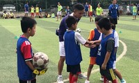 Liên minh các Câu lạc bộ Bóng đá châu Âu đào tạo trực tuyến tại Việt Nam 