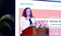 Trưởng đại diện UN WOMEN tại Việt Nam: “Tôi thích Áo dài nhiều như yêu mến phụ nữ Việt Nam vậy“