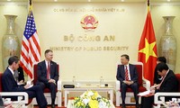 Bộ trưởng Bộ Công an Tô Lâm tiếp Đại sứ Hoa Kỳ tại Việt Nam Daniel Kritenbrink