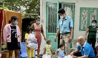 Trao 5.000 phần quà trung thu cho trẻ em bị ảnh hưởng COVID-19 tại Thành phố Hồ Chí Minh