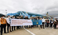 Việt Nam mở lại đường bay quốc tế từ 15/2/2022