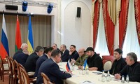 Khủng hoảng Nga-Ukraine: Kiên trì nỗ lực tái lập sự ổn định
