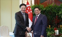Thủ tướng Phạm Minh Chính tiếp một số lãnh đạo và tập đoàn Singapore