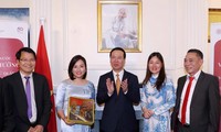 Chủ tịch nước Võ Văn Thưởng bắt đầu chương trình tham dự Lễ đăng quang của Nhà vua Anh Charles Đệ Tam