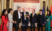 Kỷ niệm 133 năm ngày sinh Chủ tịch Hồ Chí Minh: Giới học giả Bỉ ca ngợi vị lãnh tụ vĩ đại của dân tộc Việt Nam