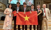 Việt Nam giành 3 Huy chương Vàng tại Olympic Hóa học Quốc tế 2023