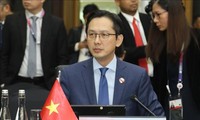 Việt Nam ủng hộ việc xây dựng một ASEAN linh hoạt, hòa bình, hợp tác