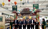 Khai trương tuần lễ hàng Việt Nam tại hệ thống siêu thị Pháp