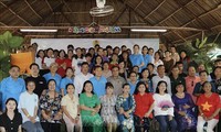 Công đoàn và gia đình Việt đồng hành cùng sinh viên Lào, Campuchia