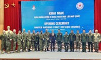 Khai mạc Khóa huấn luyện Sĩ quan tham mưu Liên hợp quốc tại Việt Nam 